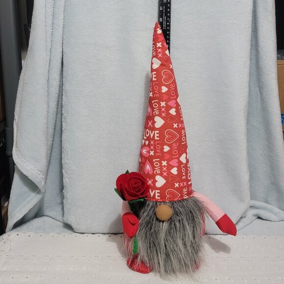 NWT 20" Plush Love & Rose Aldi Gnome. Weighted bottom. - Picture 2 of 5
